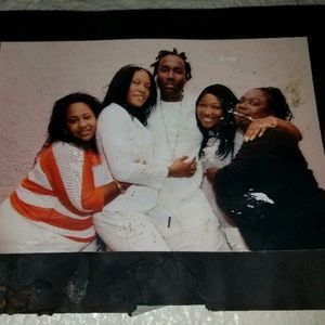 Meet your Posher, Artika